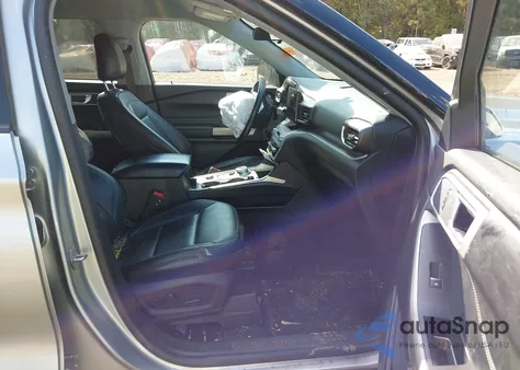 2023 Ford Explorer Xlt z USA, uszkodzony, nr VIN 1FMSK8DHXPGA55800